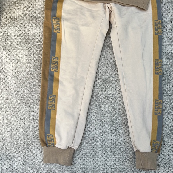 Fendi hoody and joggers. - Picture 2 of 8